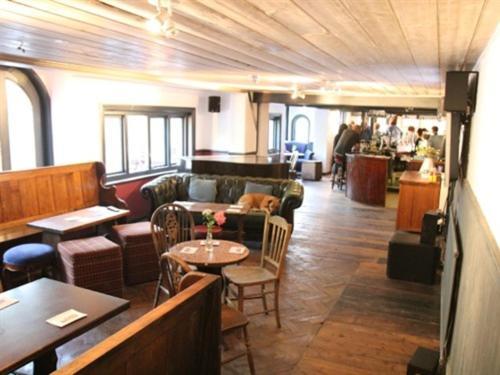The May Garland Inn Hellingly Εξωτερικό φωτογραφία