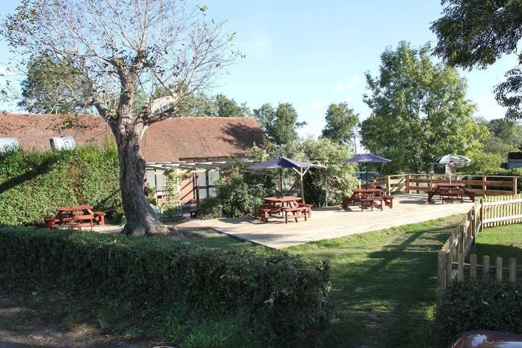 The May Garland Inn Hellingly Εξωτερικό φωτογραφία