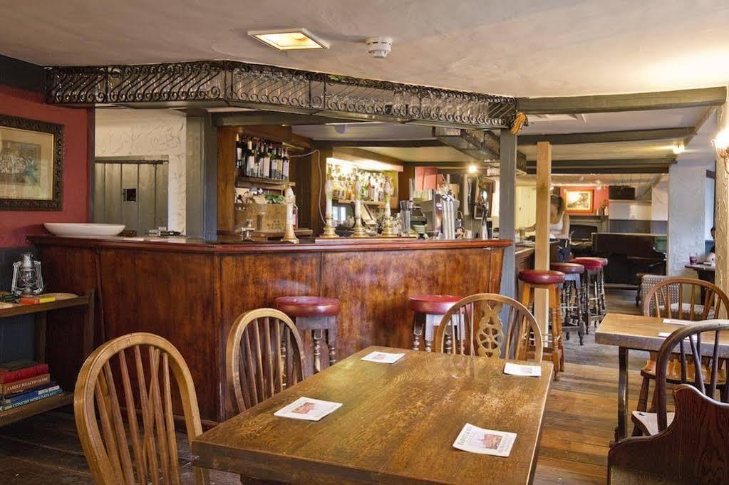 The May Garland Inn Hellingly Εξωτερικό φωτογραφία